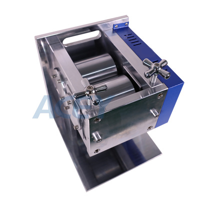 Bon prix Machine manuelle de presse à rouleaux horizontaux pour électrodes de batterie en ligne